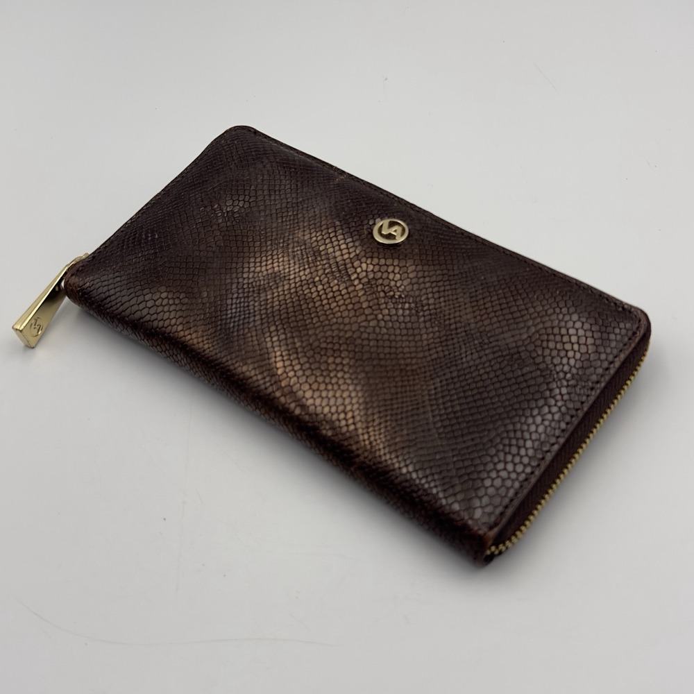 Valentina Italian Textured Chocolate‎ Brown Leather Wallet